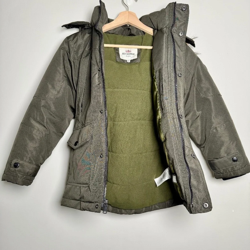 Ben Sherman Youth Faux Fur Trim Hooded Parka Puffer Coat in Olive Green Sz S (8)